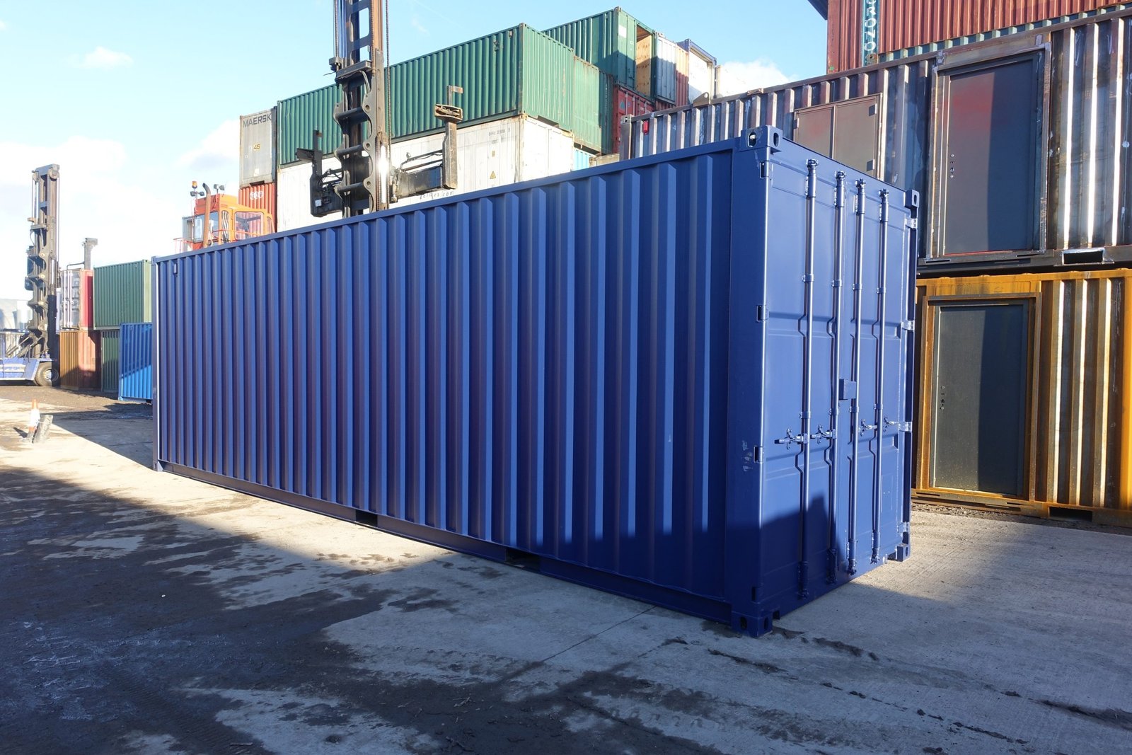 30 ft Standard Shipping Container - Image 6