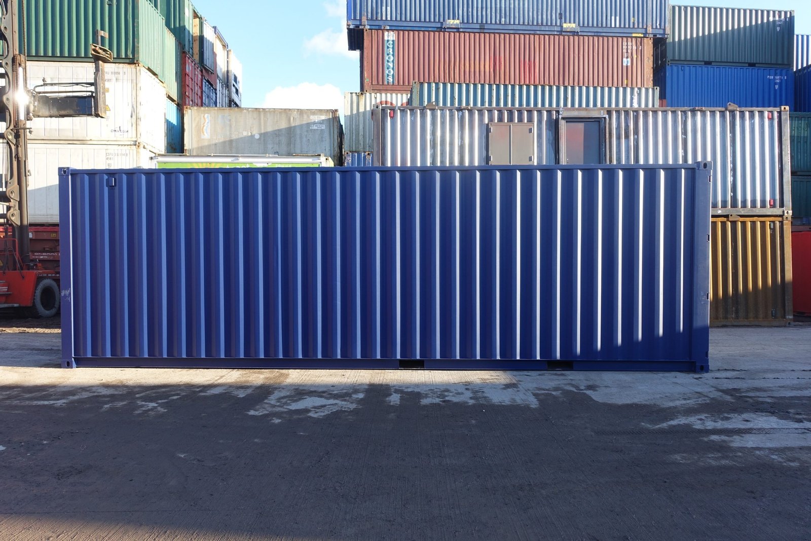 30 ft Standard Shipping Container - Image 4