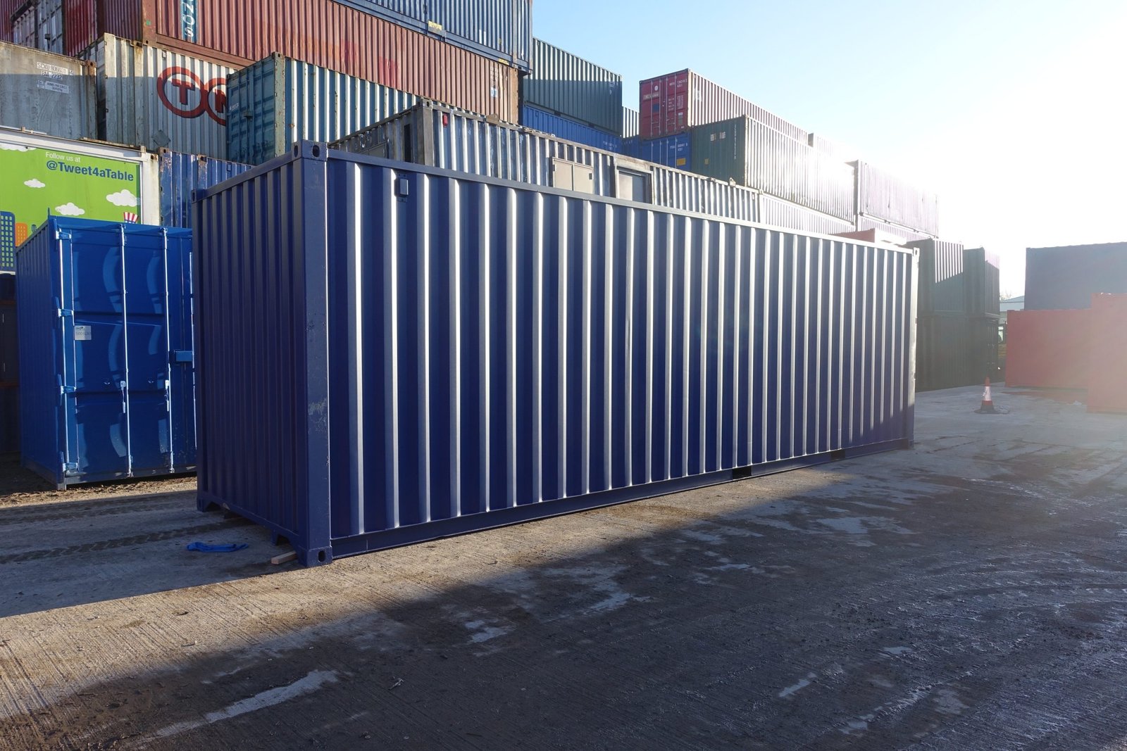 30 ft Standard Shipping Container - Image 3